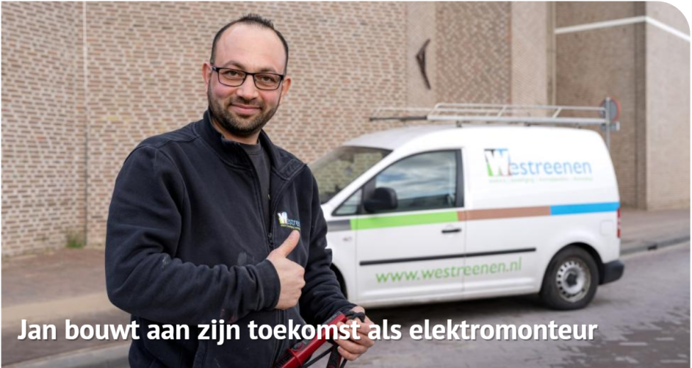 afbeelding man bij auto